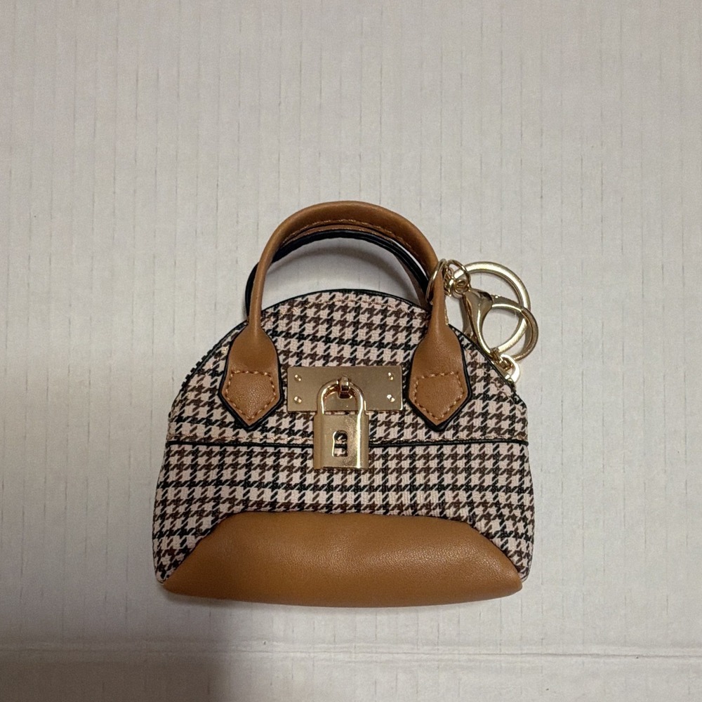 Mini Handbag Charm Key Chain,‎ Houndstooth Pattern, Faux Leather, Lock Accent